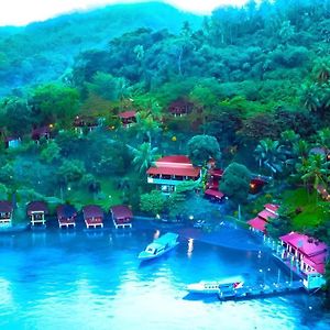 Bastianos Lembeh Dive Resort